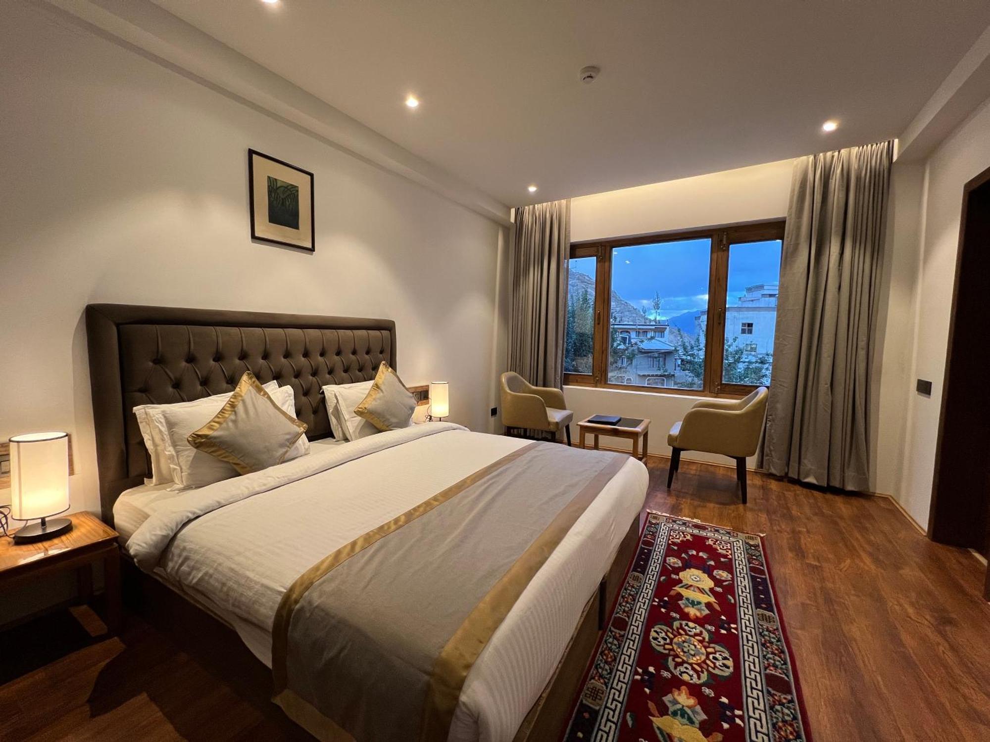The Pangong Hotel Leh Exterior photo